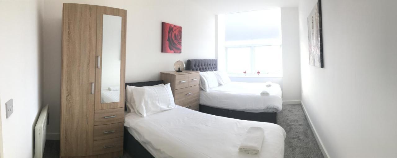 Canal Side Apartment By Serviced Living Liverpool Exterior photo